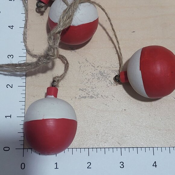 5 Wood Bobbers On Jute Rope Distressed Red & White Fish Net Floats Decor - Picture 7 of 7
